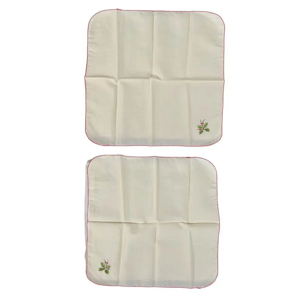 VTG Set of 4 Christmas Placemats and 4 Napkins Holly Linen White Red Dining Room